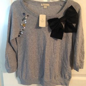 NWT twenty one Jewels & bow three quarter sleeve top/sweater S